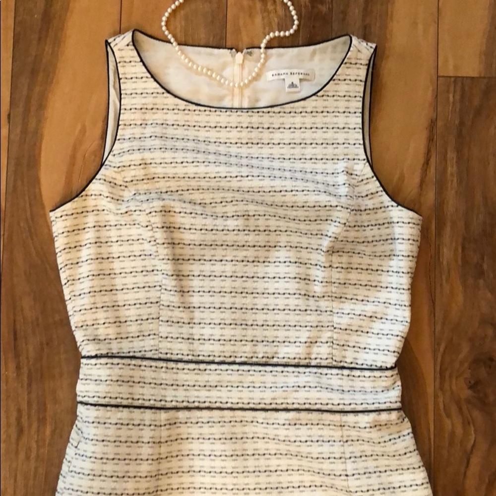 Beautiful Banana Republic ivory textured sheath